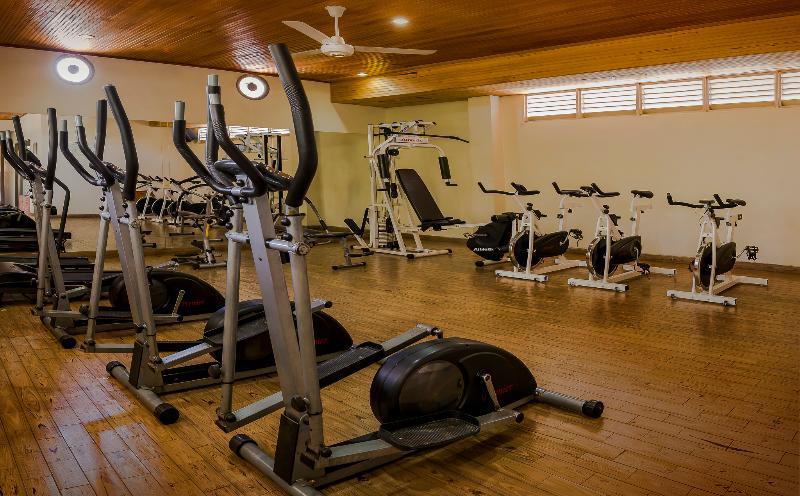 Hotel Chicala ネイバ エクステリア 写真